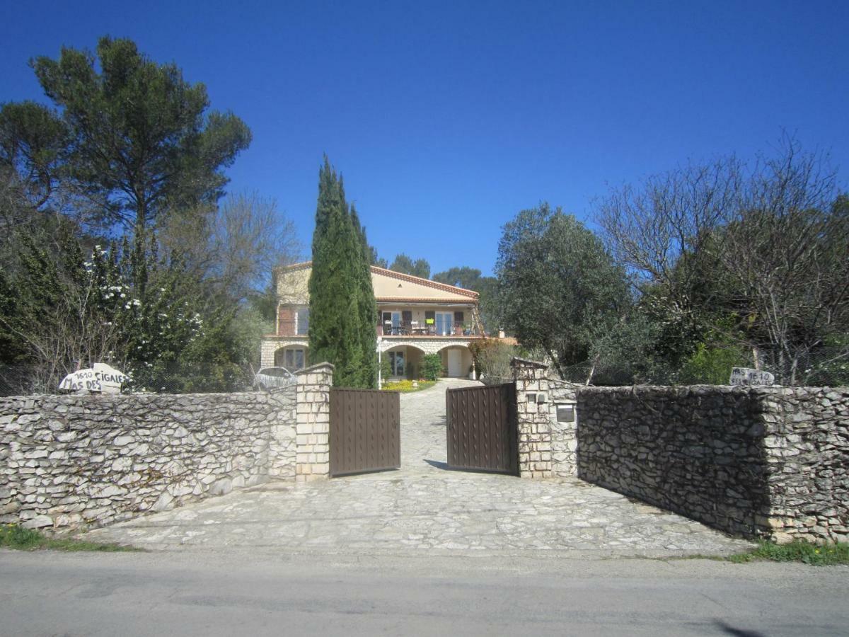 Les Gites Du Mas Des Cigales Nimes Exterior photo